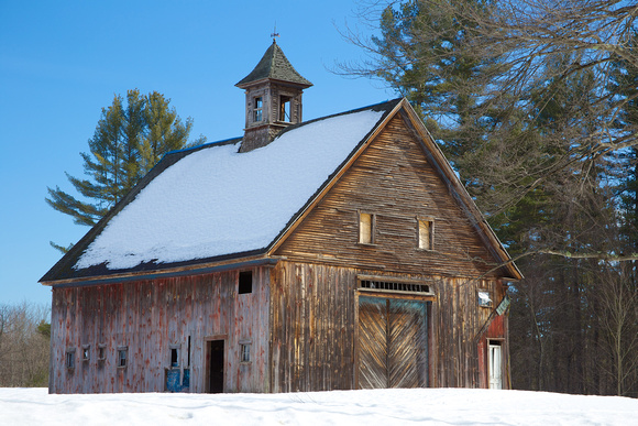 Country Barn on a bluebird day